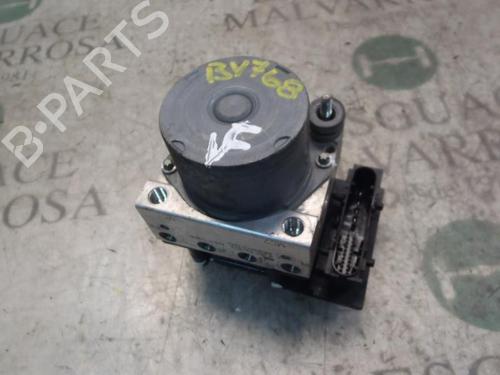 Used ABS pump TOYOTA AYGO (_B1_) 1.4 D-4D (WNB10_, WNB10R) (54 hp) 3806669