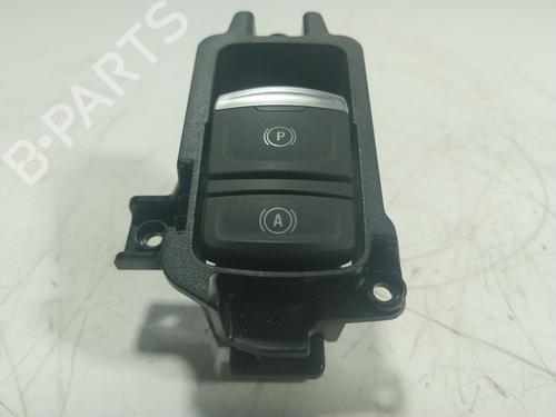 hand-brake-renault-arkana-i-lcm_-ldn_-251757060r-2019-18252449 main image