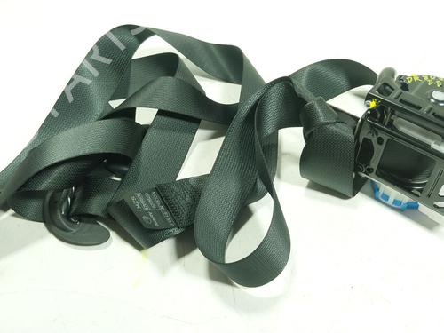 Used Front right seatbelt TOYOTA YARIS CROSS (MXP_) 1.5 Hybrid (MXPJ11) (131 hp) 30155596