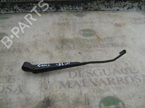 Used Rear windshield wiper arm Rear windshield wiper arm SUZUKI GRAND VITARA I (FT, HT) 2.0 HDI 110 16V 4x4 (SQ420D, TD83V, JA420WD) (109 hp) 3784020 3784020