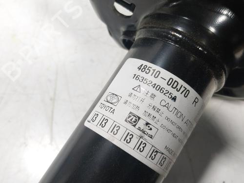 Right front shock absorber TOYOTA YARIS CROSS (MXP_) 1.5 Hybrid (MXPJ11) | BP32162246M17