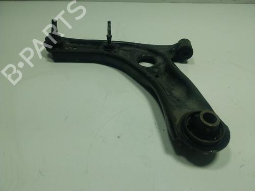 Used Left front suspension arm TOYOTA AYGO (_B4_) 1.0 (KGB40) (69 hp) 17786957