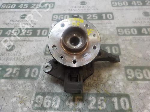 Used Left front steering knuckle RENAULT SCÉNIC III (JZ0/1_) [2008-2016]  3859896