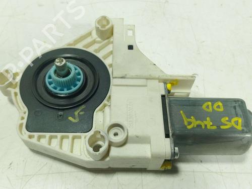 Used Right front window motor Right front window motor 38044157 38044157