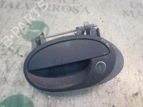 Used Front left exterior door handle OPEL COMBO Box Body/MPV 1.3 CDTI 16V (69 hp) 3814637