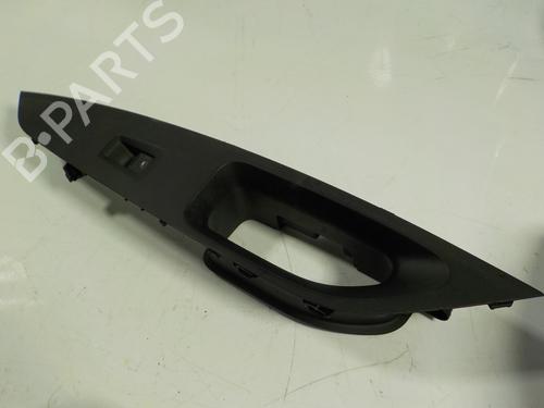 Høyre Foran elrute bryter SEAT LEON (5F1) 1.6 TDI (115 hp) 7627688