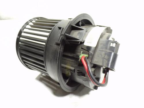 Heater blower motor PEUGEOT 208 I (CA_, CC_) 1.2 PureTech 82 | BP15665024M62