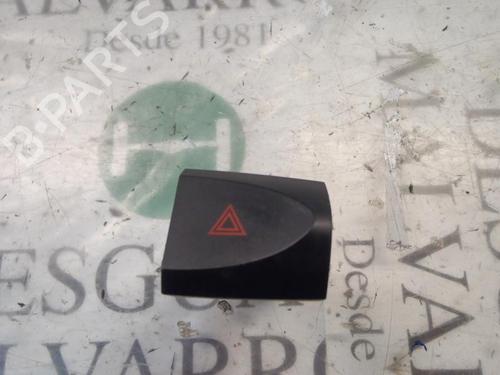 Used Warning switch Warning switch HYUNDAI SANTA FÉ I (SM) 2.4 16V (146 hp) 3816074 3816074