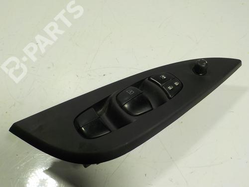 Used Left front window switch Left front window switch NISSAN PULSAR Hatchback (C13) [2014-2026] 11089524 11089524