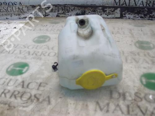 Used Windscreen washer tank Windscreen washer tank OPEL CORSA C (X01) 1.7 DI (F08, F68) (65 hp) 7413888 7413888