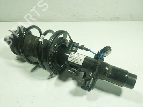 Used Left front shock absorber BMW 4 Convertible (G23, G83) 430 i xDrive (245 hp) 25619972