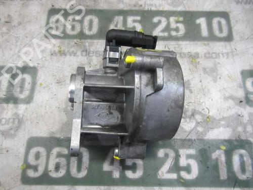 Used Vacuum pump RENAULT LAGUNA II (BG0/1_) 1.9 dCi (BG08, BG0G) (120 hp) 3862333