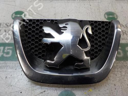 Grilles de calandre PEUGEOT 206+ (2L_, 2M_) 1.1 (60 hp)null