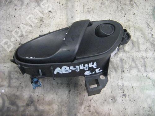 Used Front left interior door handle Front left interior door handle CITROËN XSARA (N1) 2.0 HDi 90 (90 hp) 3760646 3760646