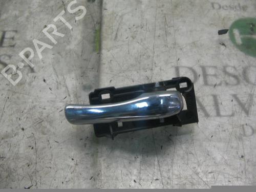 Used Front right interior door handle ALFA ROMEO 147 (937_) 1.9 JTD (937.AXD1A, 937.BXD1A, 937.AXV1A, 937.BXB1A,... (115 hp) 3771337