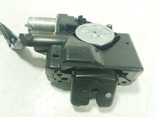 Used Tailgate lock Tailgate lock TOYOTA YARIS CROSS (MXP_) 1.5 Hybrid (MXPJ11) (131 hp) 32166656 32166656