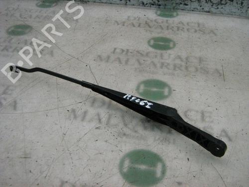 Used Front windshield wiper arm Front windshield wiper arm SEAT CORDOBA (6K1, 6K2) 1.4 i (60 hp) 3751917 3751917