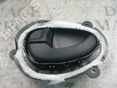 Used Front left interior door handle Front left interior door handle PEUGEOT 406 (8B) 2.0 HDI 90 (90 hp) 3746646 3746646