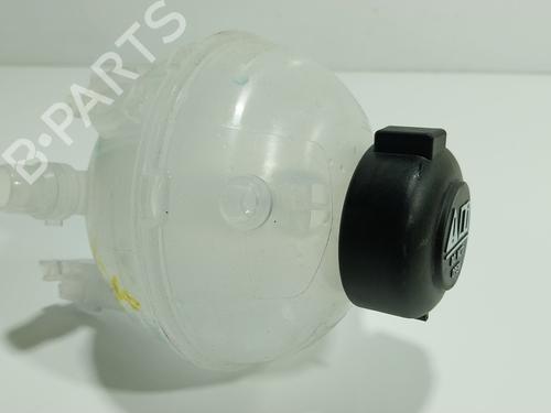 expansion-tank-toyota-proace-van-mdz_-2016-32461152 main image