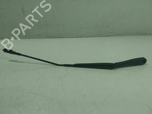 Used Front windshield wiper arm Front windshield wiper arm FORD KUGA III (DFK) [2019-2026] 17639324 17639324