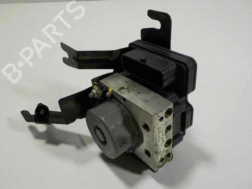 Used ABS pump ABS pump DACIA SANDERO II 1.5 dCi 75 / Blue dCi 75 (B8JW, B8M4, B8AH, B8M7, B8M6) (75 hp) 12108175 12108175