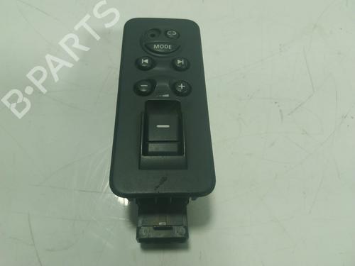 Used Left rear window switch Left rear window switch LAND ROVER RANGE ROVER SPORT I (L320) 3.6 D 4x4 (272 hp) 17042619 17042619