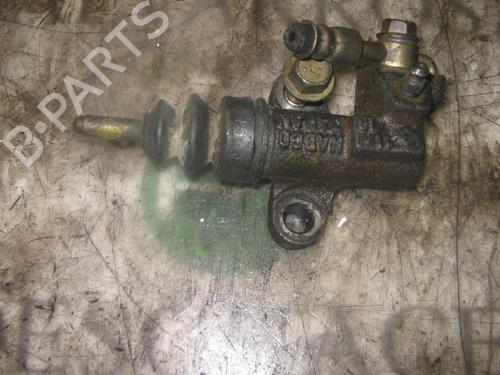 Used Clutch slave cylinder Clutch slave cylinder NISSAN ALMERA I Hatchback (N15) 2.0 D (75 hp) 14296170 14296170