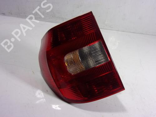 Used Left taillight Left taillight SKODA YETI (5L) 1.2 TSI (105 hp) 10101660 10101660