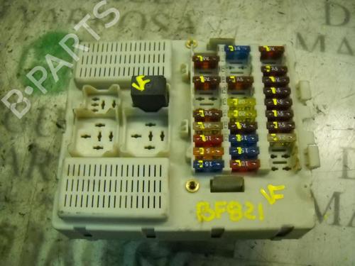 Used Fuse box Fuse box FORD TRANSIT CONNECT (P65_, P70_, P80_) 1.8 Di (75 hp) 3752677 3752677