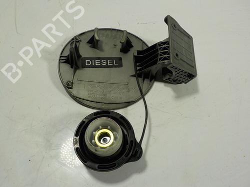 Fuel flap KIA CARENS IV 1.7 CRDi | BP15064934C131 