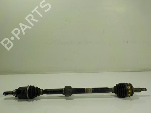 Used Right front driveshaft Right front driveshaft TOYOTA AURIS (_E18_) 1.4 D-4D (NDE180_, NDE180R) (90 hp) 13371844 13371844