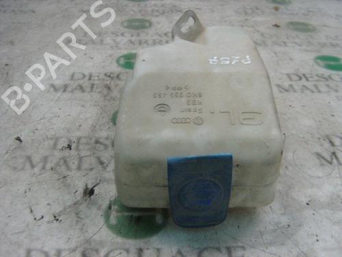 Used Windscreen washer tank SEAT CORDOBA (6K1, 6K2) 1.6 i (75 hp) 7413511
