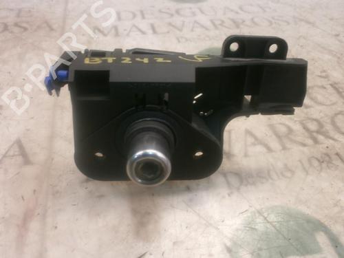Trunk håndtak OPEL MERIVA A MPV (X03) 1.7 CDTI (E75) | BP3802073C132 