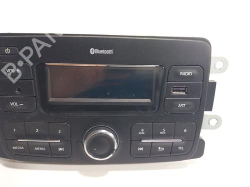 Sistema audio DACIA SANDERO II 1.0 SCe 75 (B8JC, B8JD, B8NC) (73 hp) 32406633