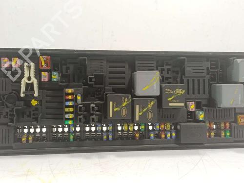 Used Fuse box Fuse box 37648228 37648228