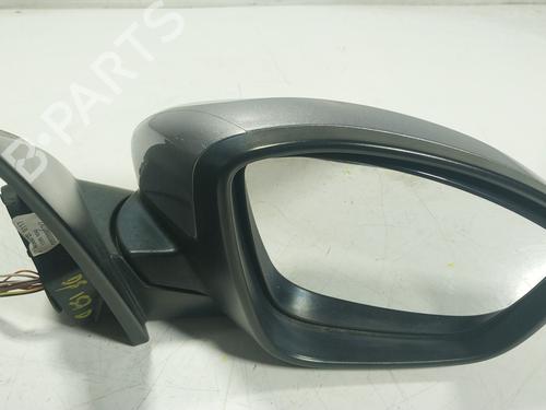 Used Right mirror Right mirror 32228446 32228446