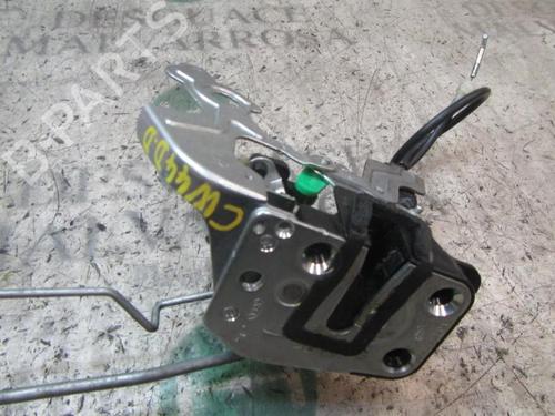 Used Front right lock KIA SORENTO I (JC) 2.5 CRDi 4WD (140 hp) 3837168