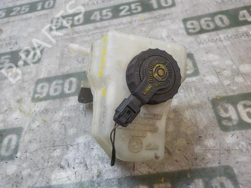 Used Brake master cylinder BMW 1 (E87) 118 d (122 hp) 3864123