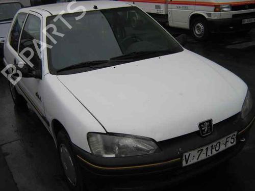 Rear wiper motor PEUGEOT 106 I (1A, 1C)  | BP3742317M102 