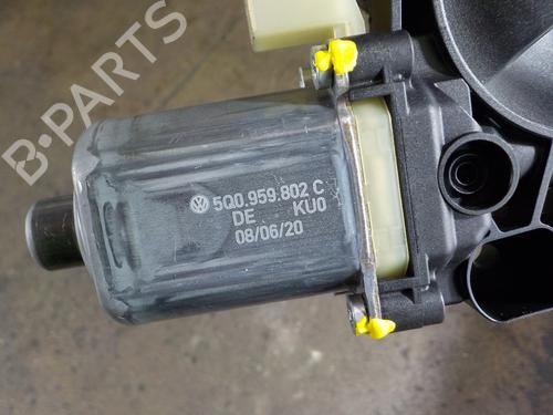 Right front window motor VW GOLF VII (5G1, BQ1, BE1, BE2) 1.5 TSI | BP13404730E20 
