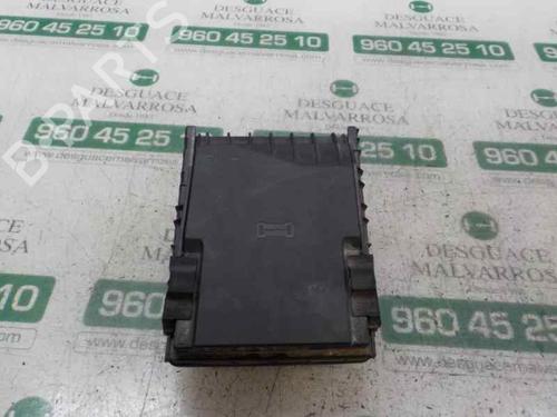 Used Fuse box Fuse box VW TIGUAN (5N_) 2.0 TDI (140 hp) 5783439 5783439