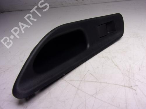Used Right rear window switch TOYOTA YARIS (_P21_, _PA1_, _PH1_) 1.5 Hybrid (MXPH11) (92 hp) 16745443