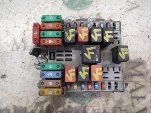 Used Fuse box Fuse box FIAT LINEA (323_, 110_) 1.3 D Multijet (323AXB11, 323AXB1A) (90 hp) 4007909 4007909