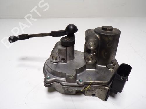 Used Electronic module Electronic module VW TOUAREG (7LA, 7L6, 7L7) 3.0 V6 TDI (225 hp) 12452326 12452326