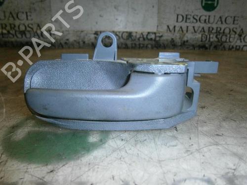 Used Front right interior door handle Front right interior door handle TOYOTA AYGO (_B1_) 1.0 (KGB10_, KGB10R) (68 hp) 3795412 3795412