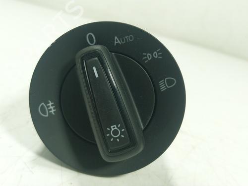 Used Headlight switch SEAT IBIZA V (KJ1, KJG) [2017-2026]  32498271