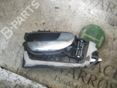 Used Rear right interior door handle Rear right interior door handle PEUGEOT 307 (3A/C) 2.0 HDi 90 (90 hp) 3734895 3734895