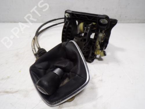 Used Gear lever Gear lever FORD TOURNEO CONNECT / GRAND TOURNEO CONNECT V408 MPV [2013-2026] 10617090 10617090