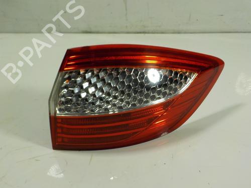 right-taillight-ford-mondeo-iv-ba7-2007-2008-2009-2010-2011-2012-2013-2014-2015-8536992 main image