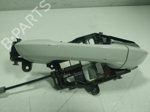 Used Front left exterior door handle VW TOURAN (5T1) [2015-2025]  17384990